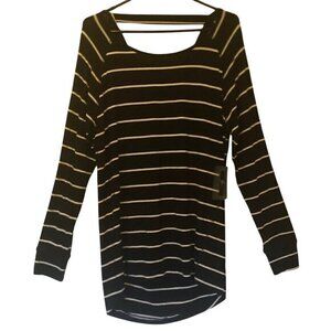 NWT black/white striped tunic sz M